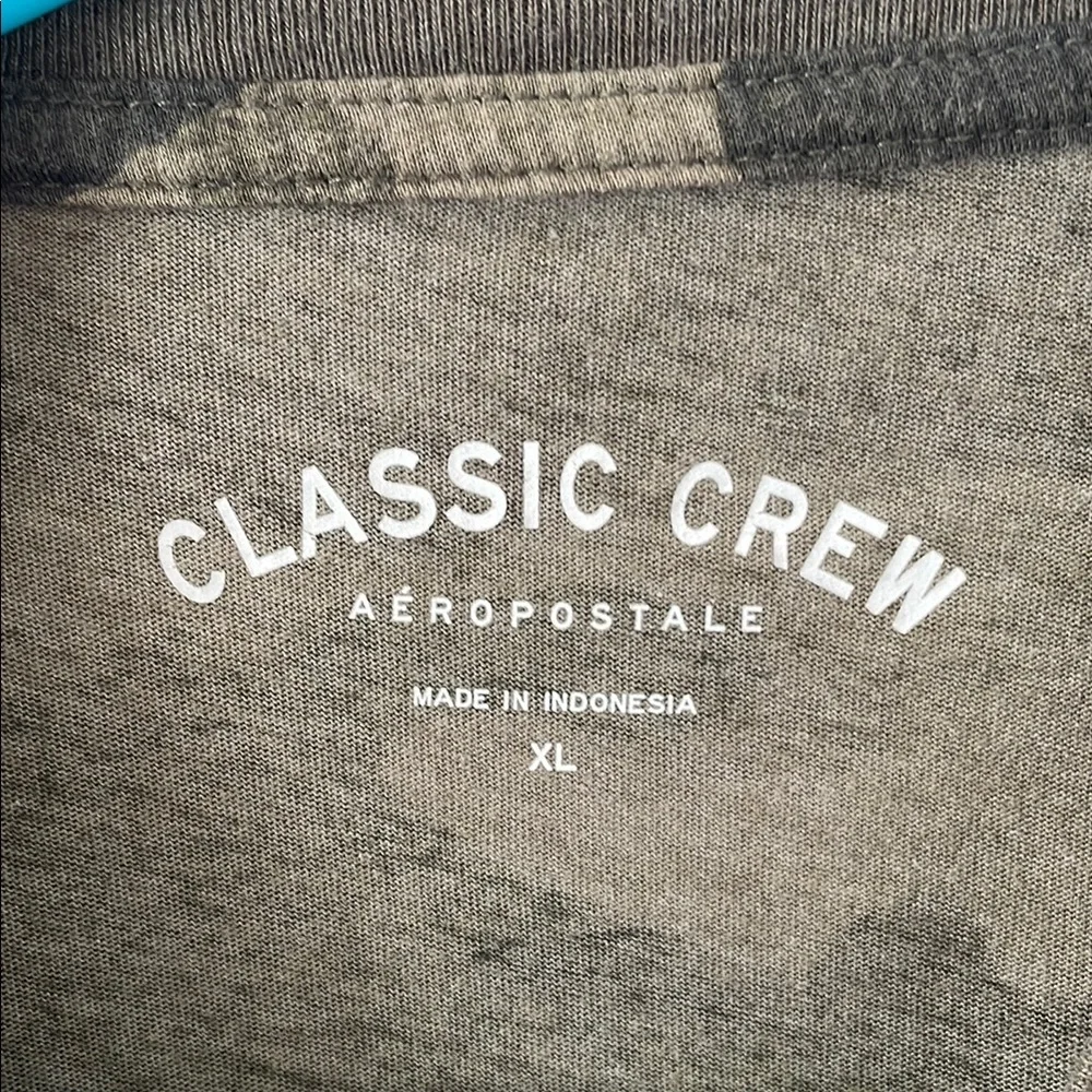 Aeropostale Green‎ Camouflage Short Sleeve Tee with Graphic